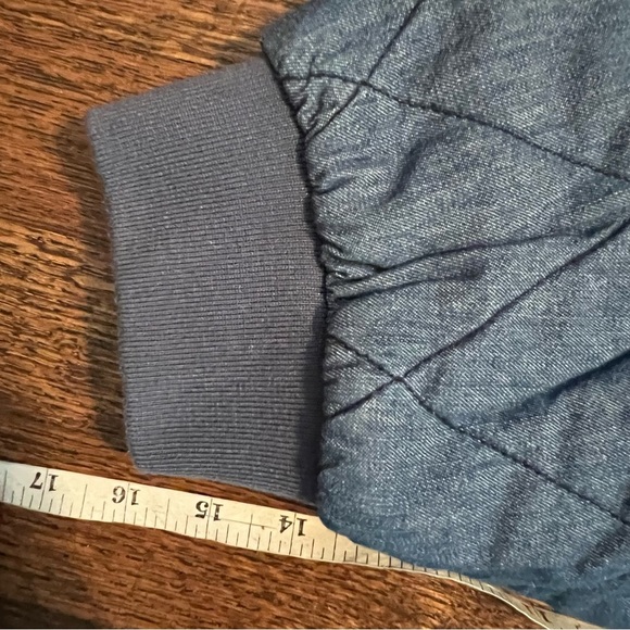 NWT Torrid size 3X chambray quilted Shacket - Picture 7 of 9